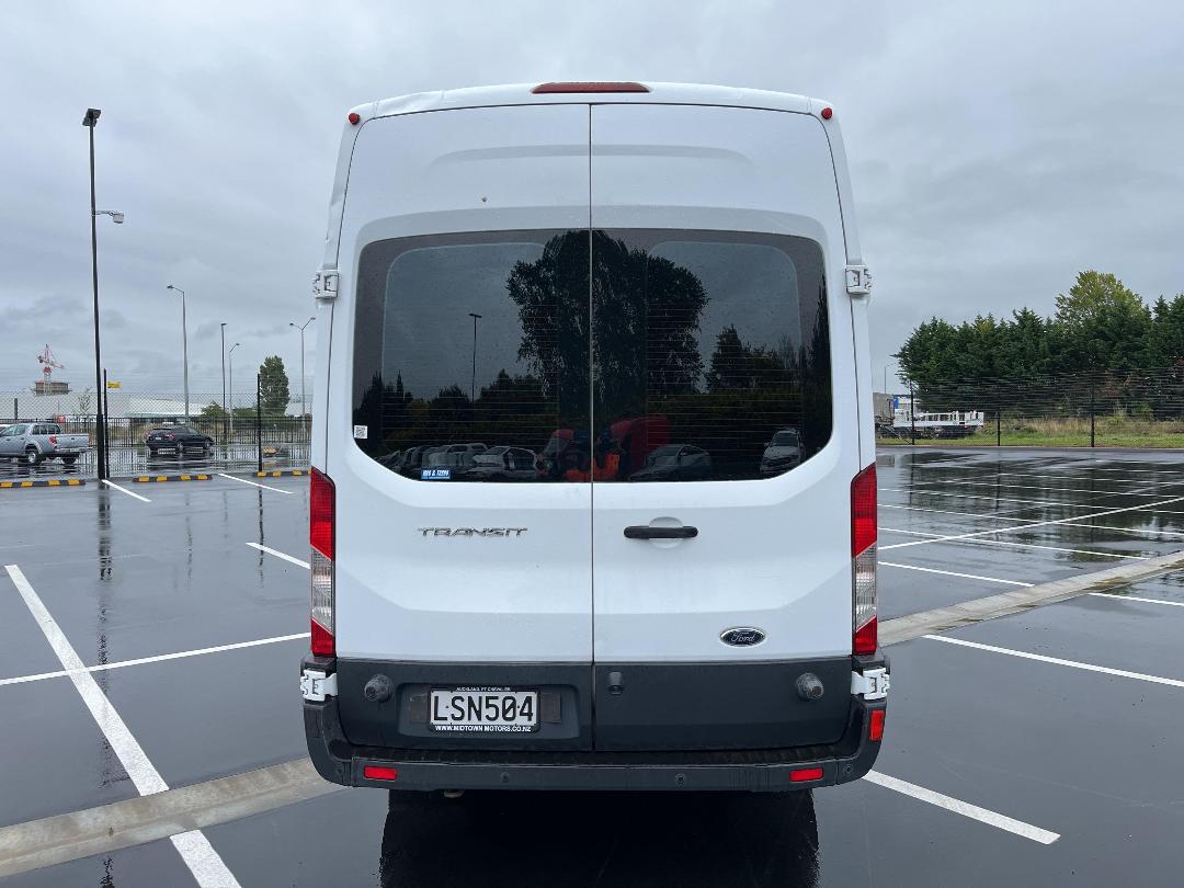 Photo '6' of Ford Transit