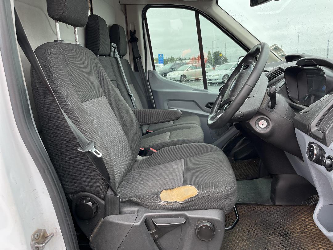 Photo '16' of Ford Transit