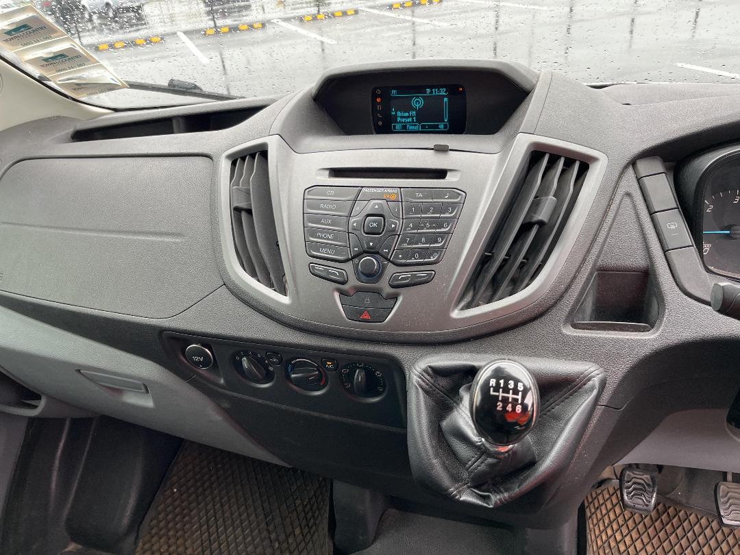 Photo '18' of Ford Transit