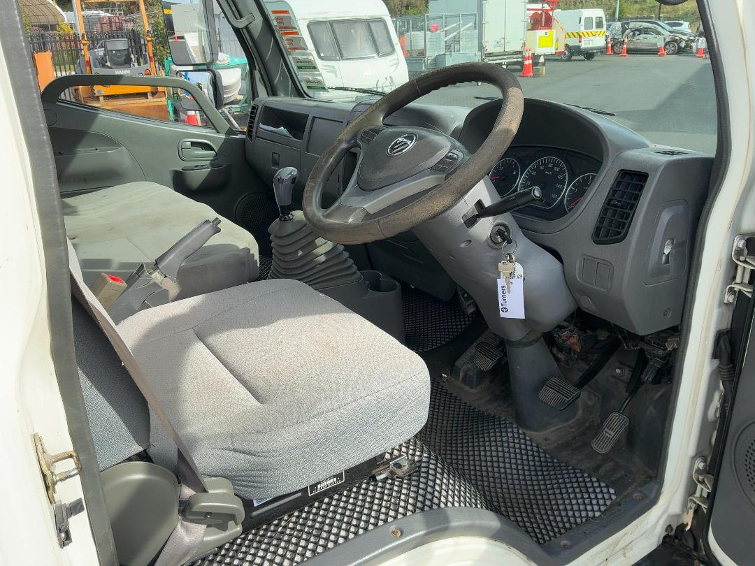 Photo '11' of Foton Aumark BJ1079A Flat Deck