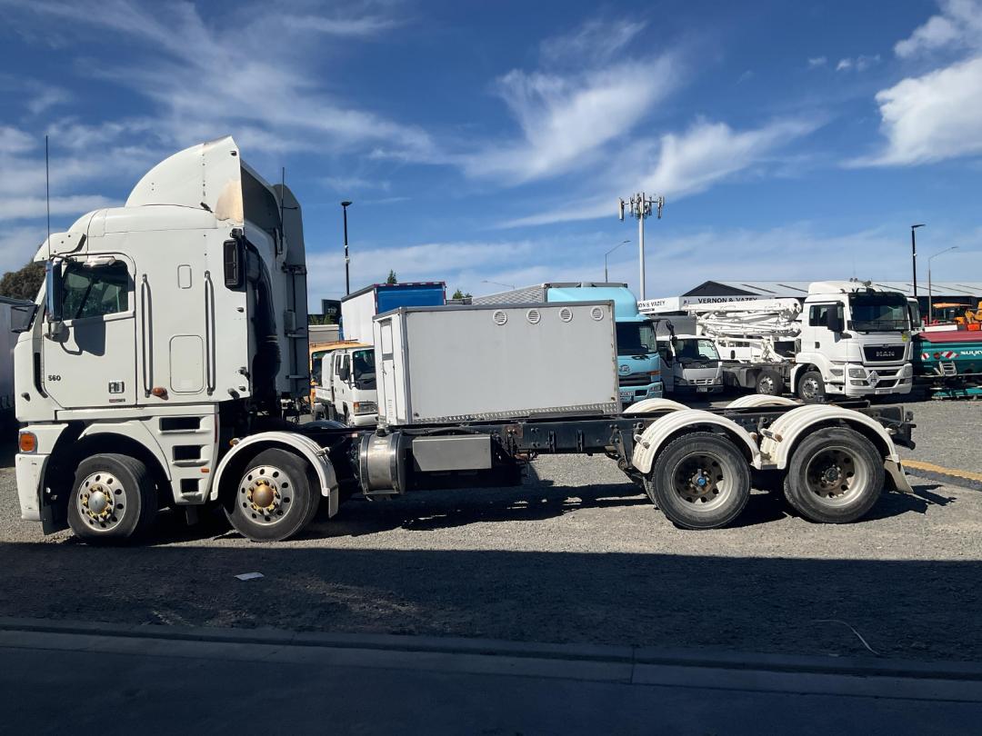 Photo '7' of Freightliner FRL ARGOSY 8X4 Cab Chassis Photo '7' of Freightliner FRL ARGOSY 8X4 Cab Chassis