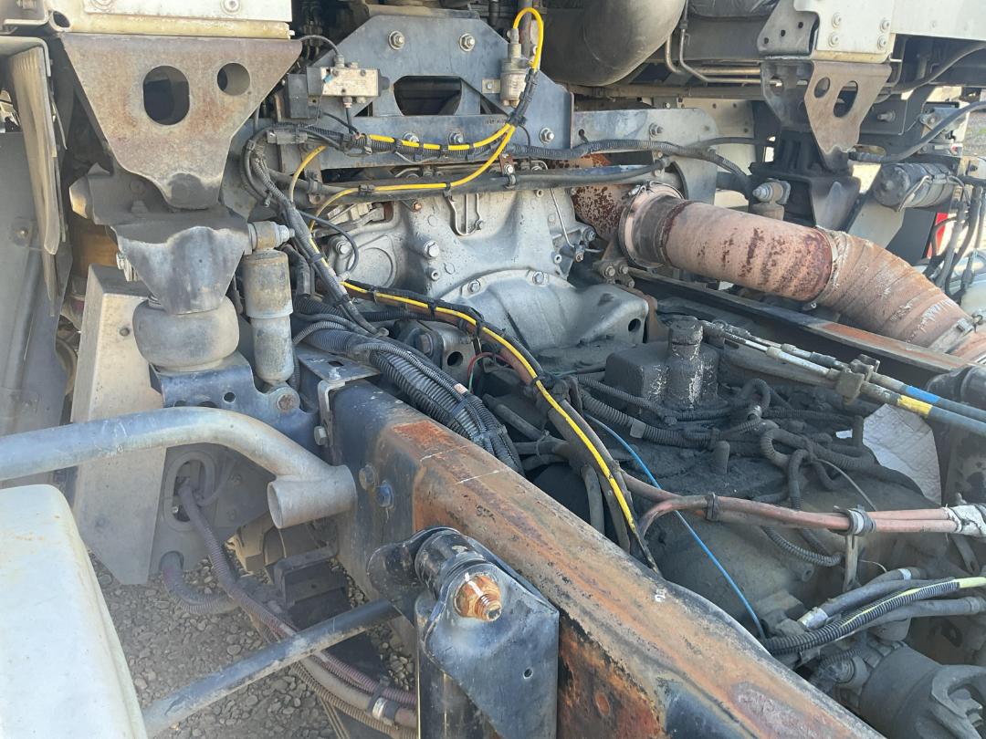 Photo '14' of Freightliner FRL ARGOSY 8X4 Cab Chassis Photo '14' of Freightliner FRL ARGOSY 8X4 Cab Chassis