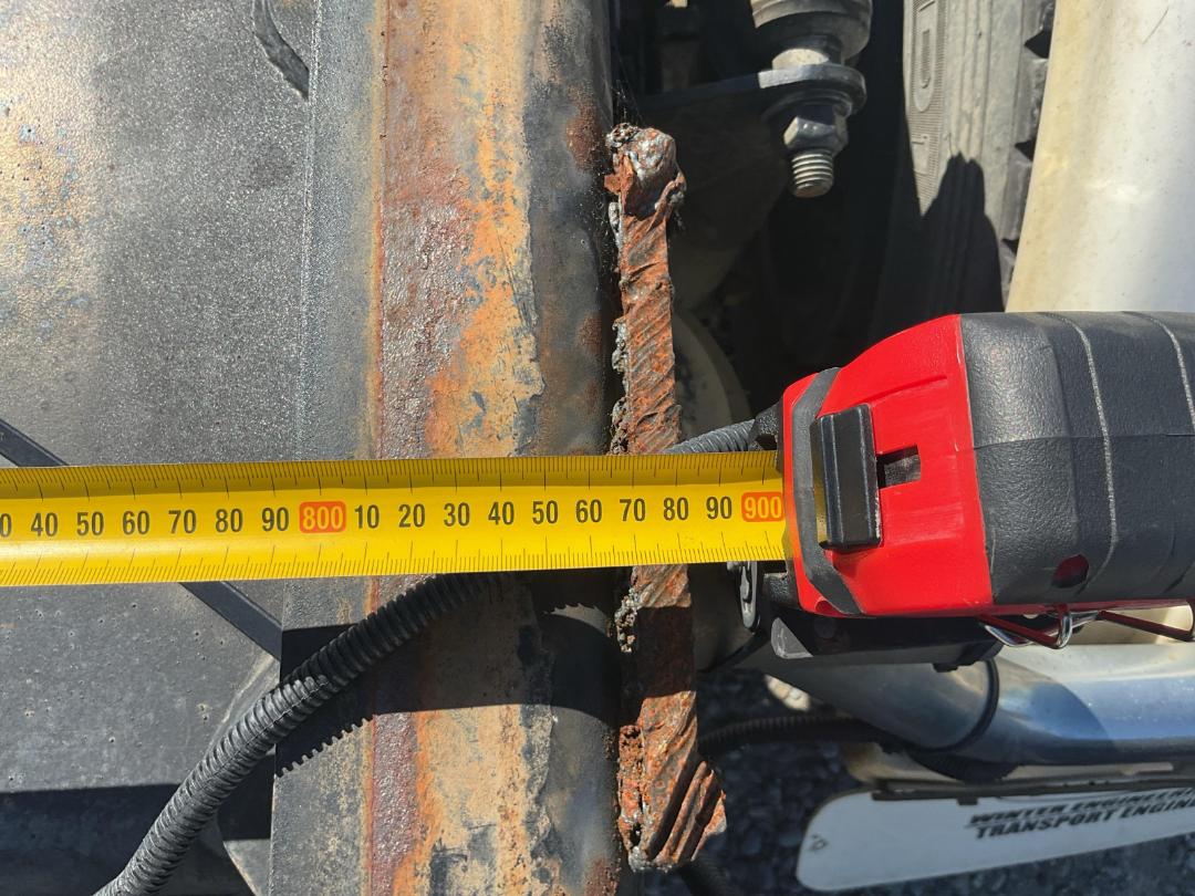 Photo '32' of Freightliner FRL ARGOSY 8X4 Cab Chassis Photo '32' of Freightliner FRL ARGOSY 8X4 Cab Chassis