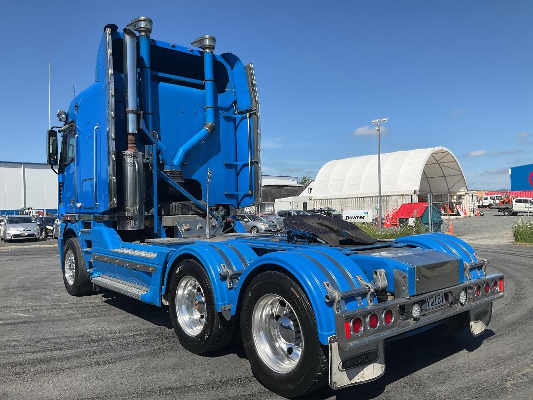 Photo '6' of FREIGHTLINER FRL ARGOSY 6X4 Tractor Unit Photo '6' of FREIGHTLINER FRL ARGOSY 6X4 Tractor Unit
