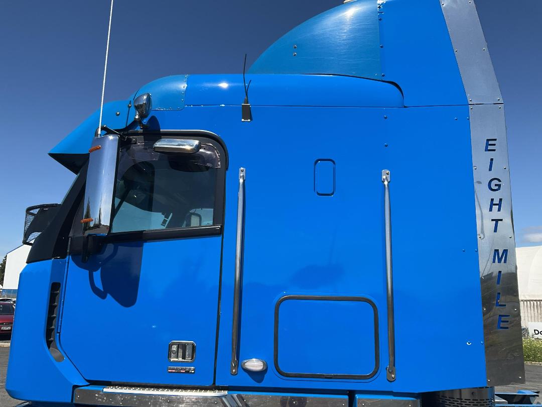 Photo '29' of FREIGHTLINER FRL ARGOSY 6X4 Tractor Unit Photo '29' of FREIGHTLINER FRL ARGOSY 6X4 Tractor Unit