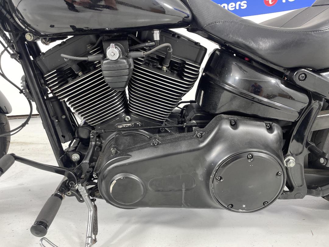 Photo '7' of Harley Davidson Breakout Photo '7' of Harley Davidson Breakout