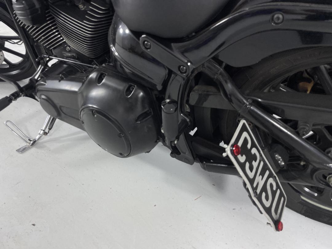 Photo '8' of Harley Davidson Breakout Photo '8' of Harley Davidson Breakout