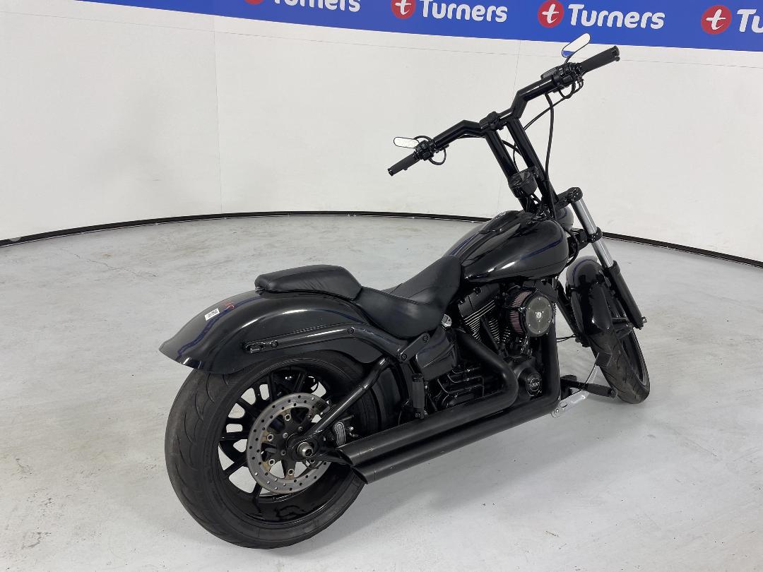 Photo '4' of Harley Davidson Breakout Photo '4' of Harley Davidson Breakout