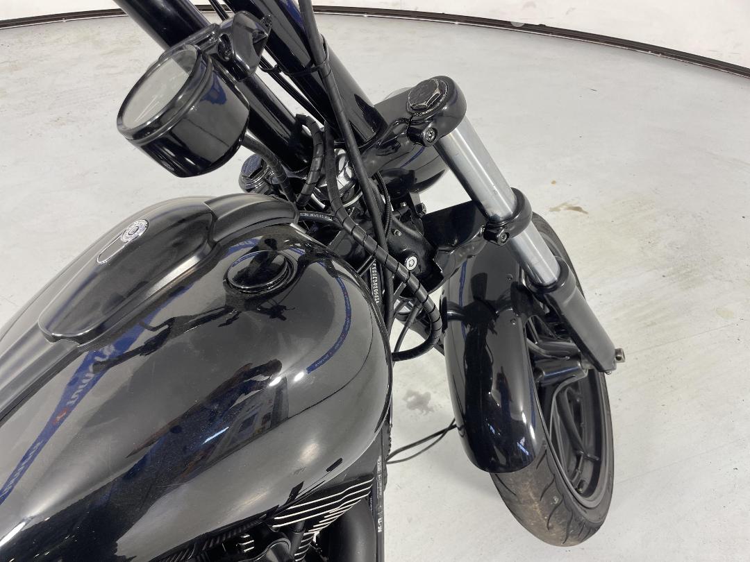 Photo '24' of Harley Davidson Breakout Photo '24' of Harley Davidson Breakout