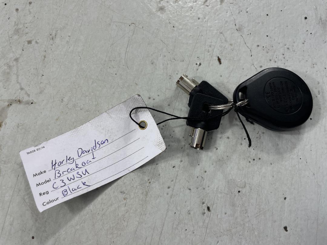 Photo '28' of Harley Davidson Breakout Photo '28' of Harley Davidson Breakout