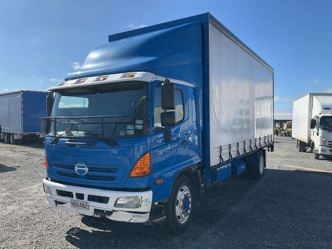 Photo '9' of Hino 500 FG8JJKB-QGN Curtainsider