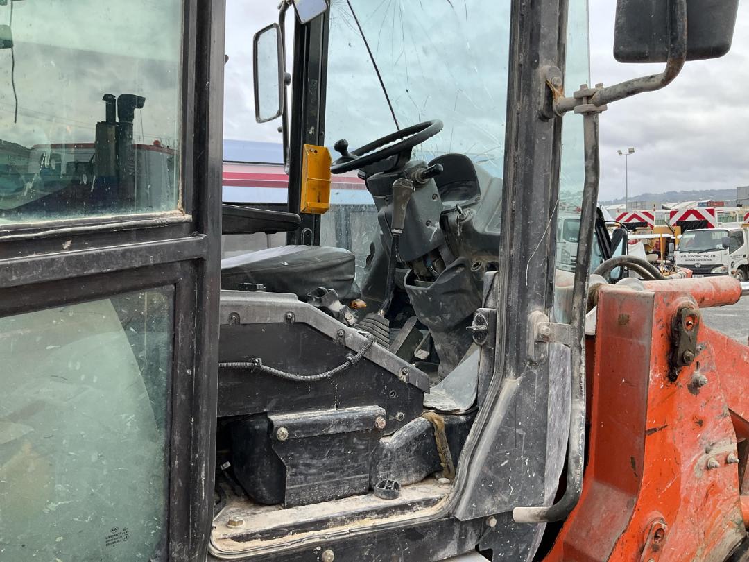 Photo '12' of Hitachi ZW100-5B Wheel Loader Photo '12' of Hitachi ZW100-5B Wheel Loader
