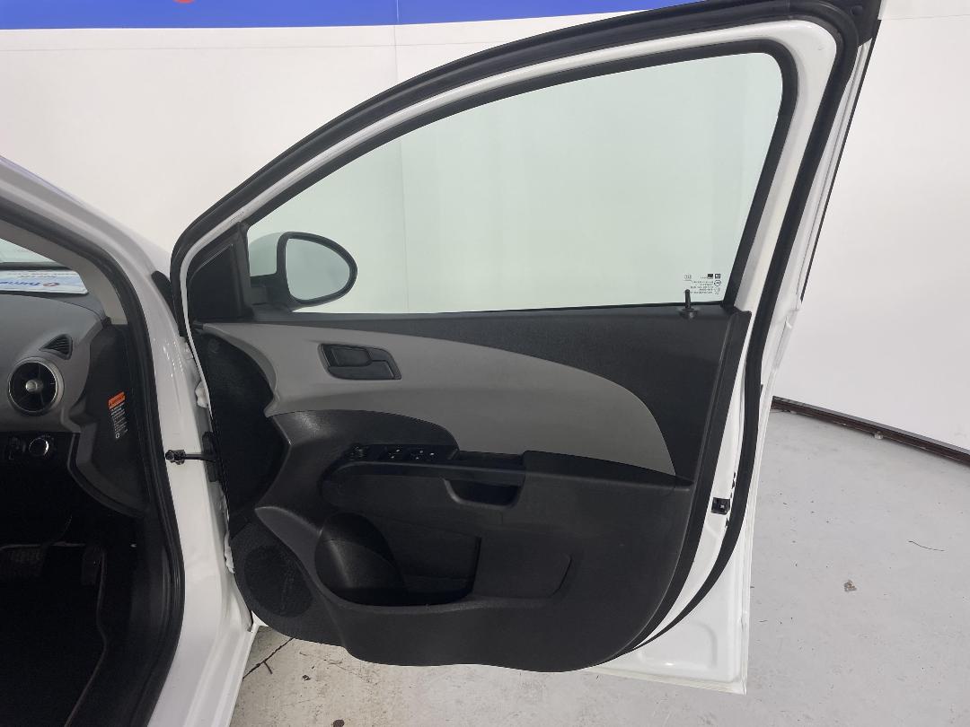 Photo '15' of Holden Barina Photo '15' of Holden Barina