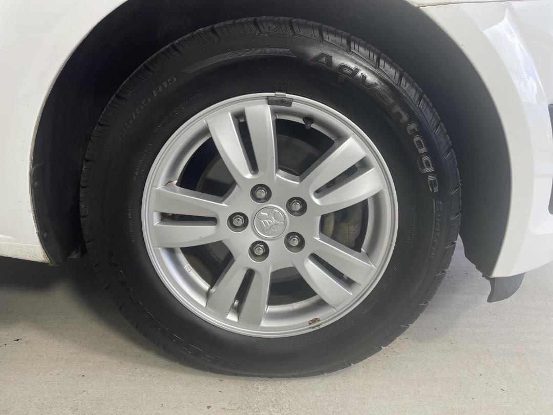 Photo '7' of Holden Barina CD Photo '7' of Holden Barina CD