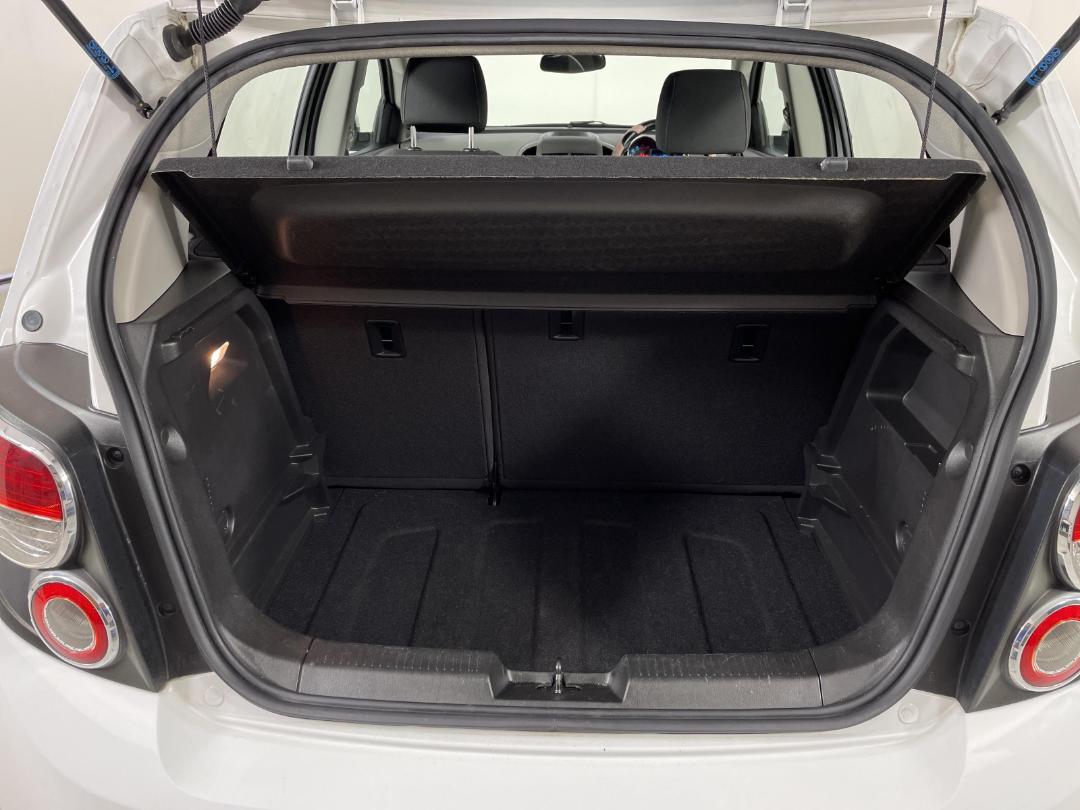 Photo '12' of Holden Barina CD Photo '12' of Holden Barina CD