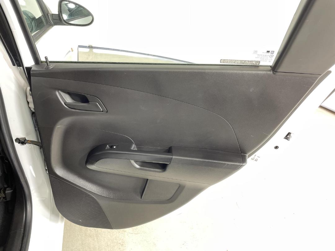 Photo '17' of Holden Barina CD Photo '17' of Holden Barina CD