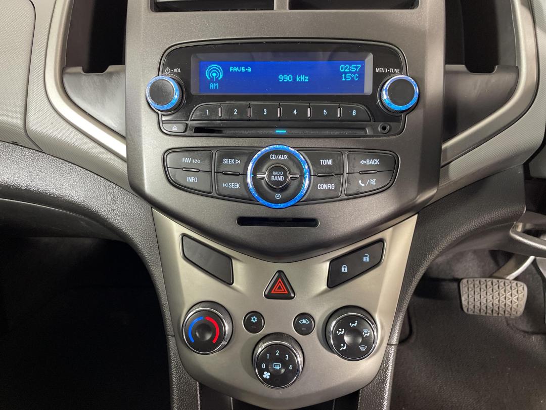 Photo '25' of Holden Barina CD Photo '25' of Holden Barina CD