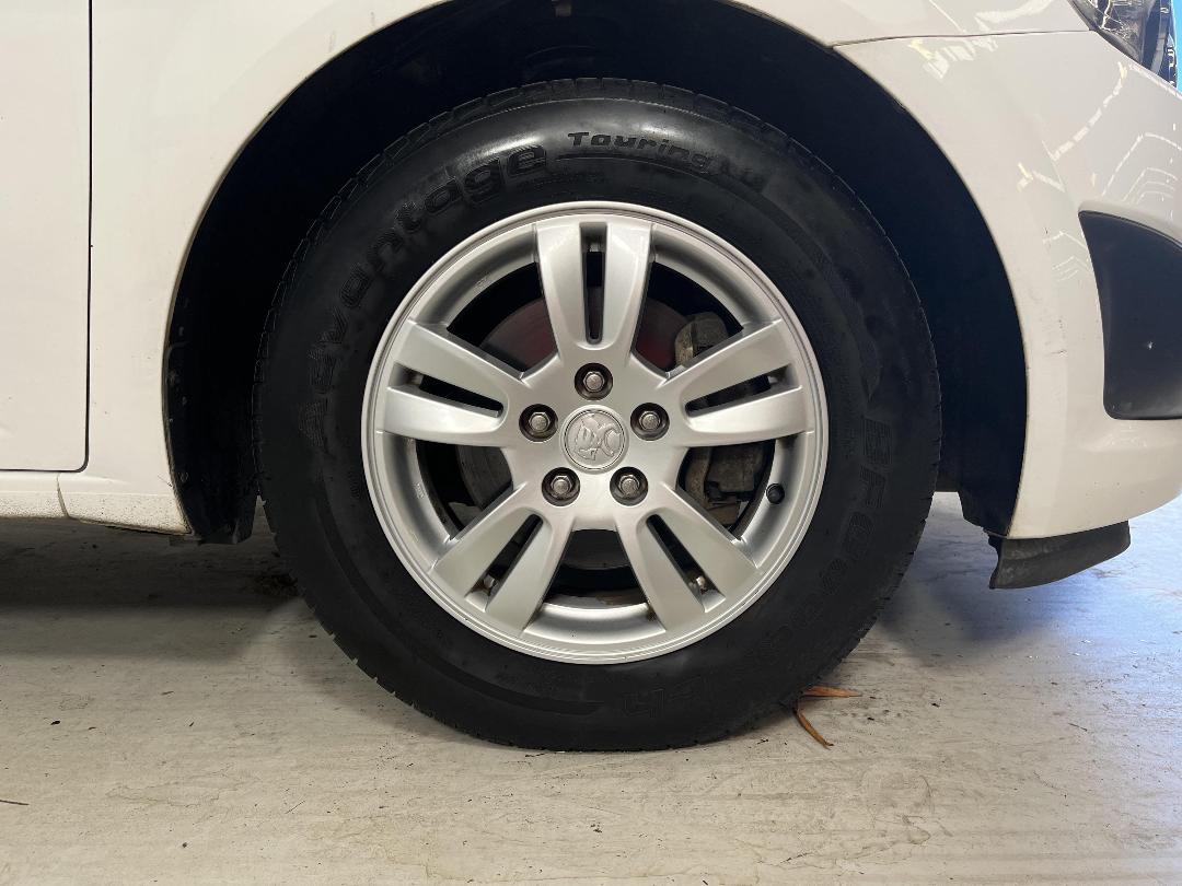 Photo '9' of Holden Barina Photo '9' of Holden Barina