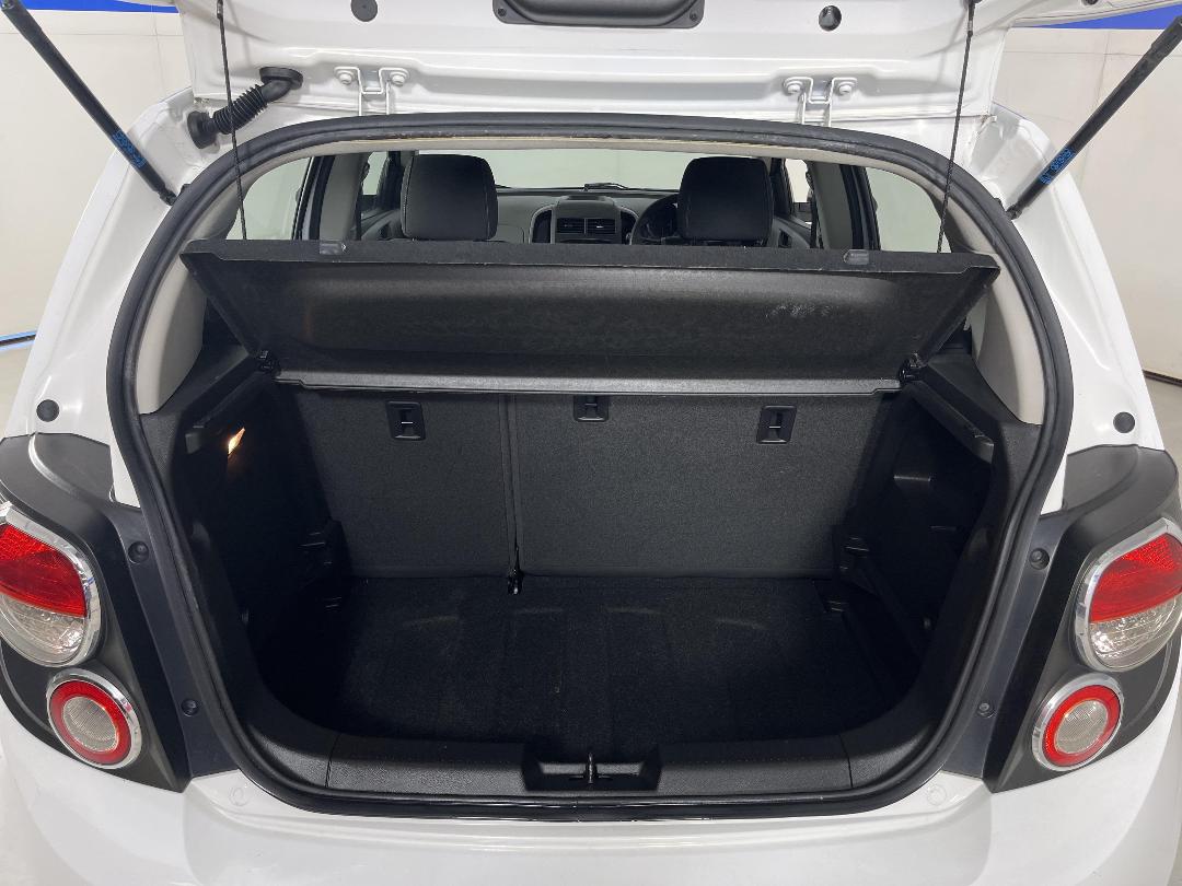 Photo '14' of Holden Barina Photo '14' of Holden Barina