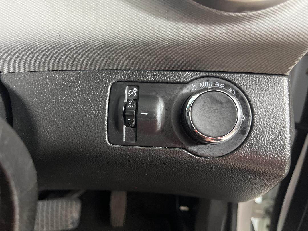 Photo '24' of Holden Barina Photo '24' of Holden Barina