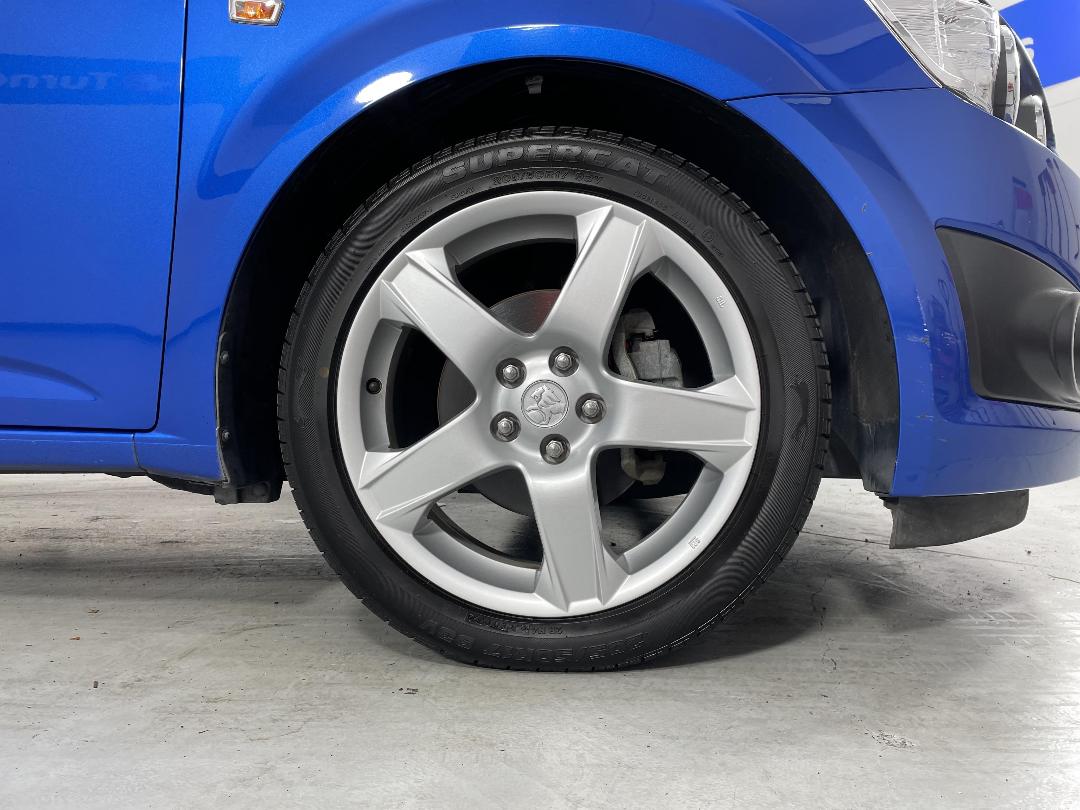 Photo '9' of Holden Barina