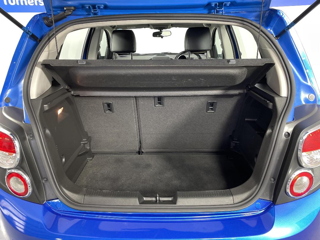 Photo '14' of Holden Barina