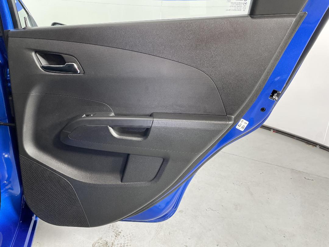 Photo '19' of Holden Barina