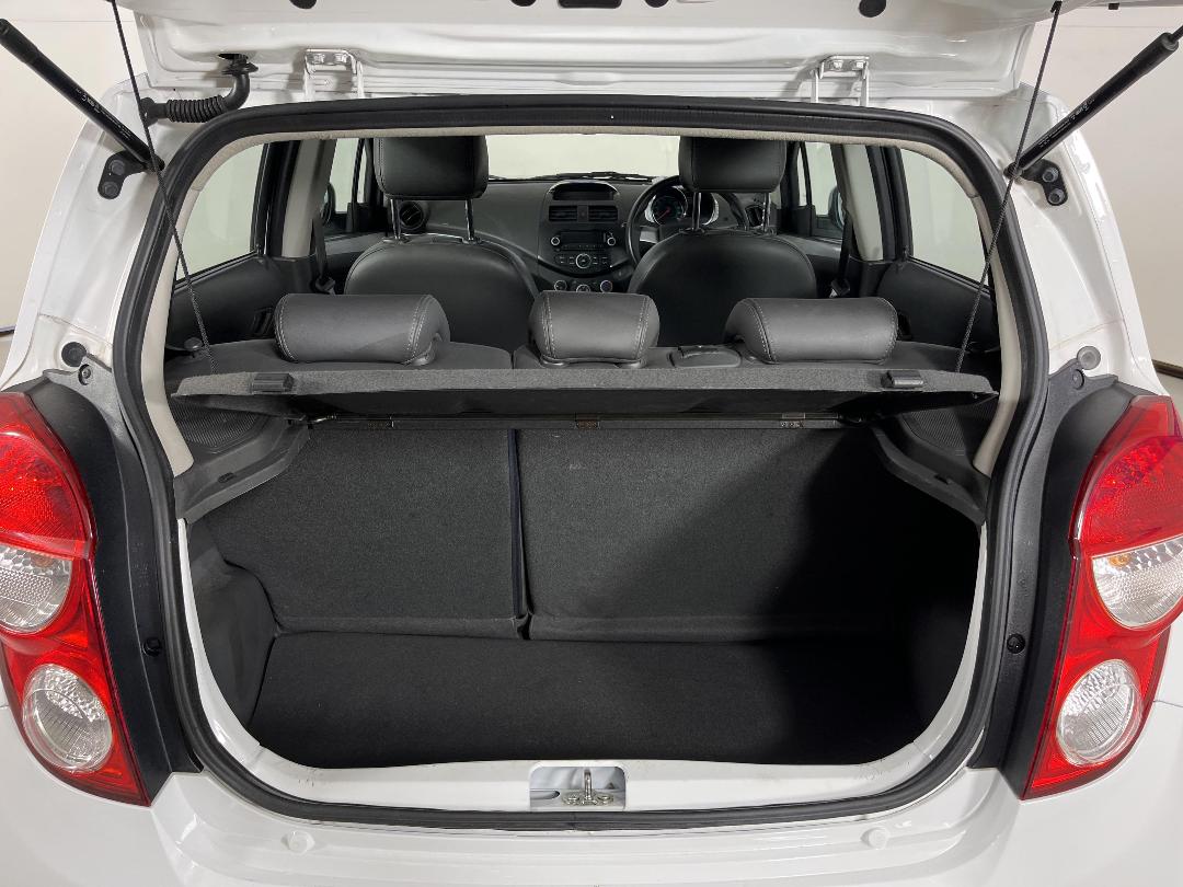 Photo '12' of Holden Barina Spark CD