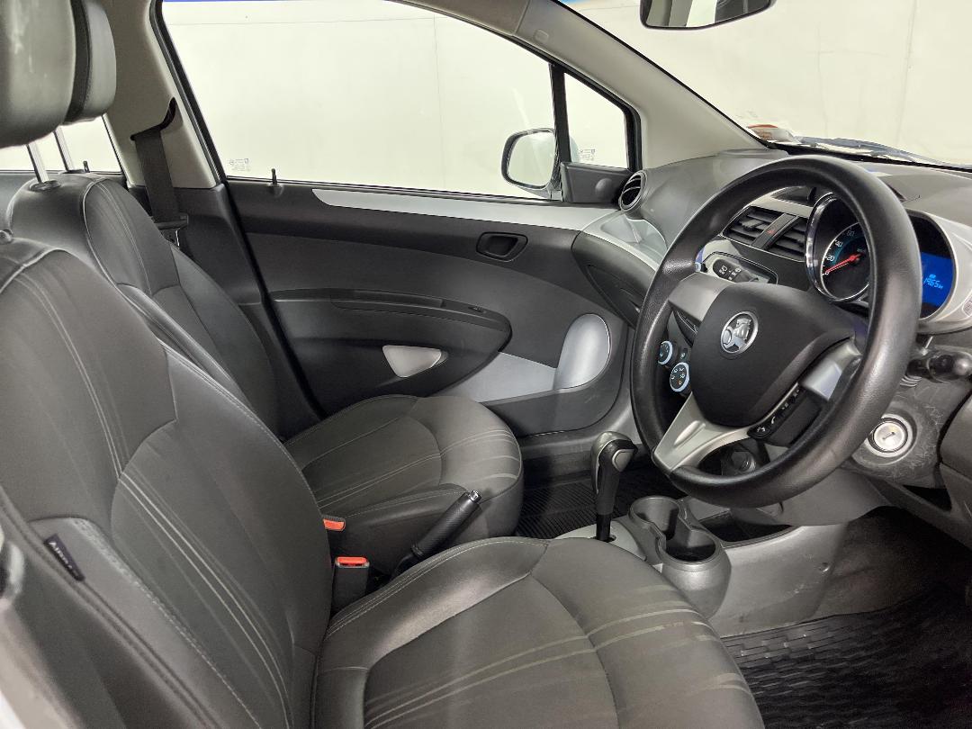 Photo '14' of Holden Barina Spark CD