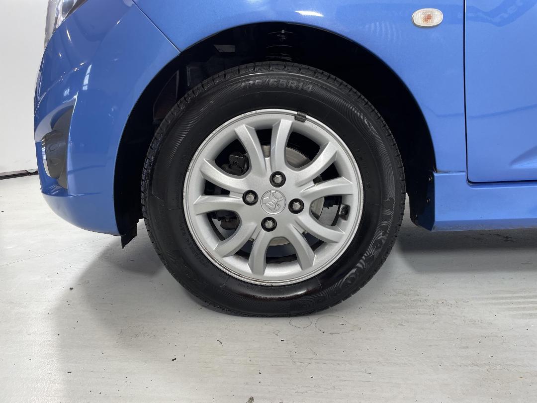 Photo '10' of Holden Barina Spark