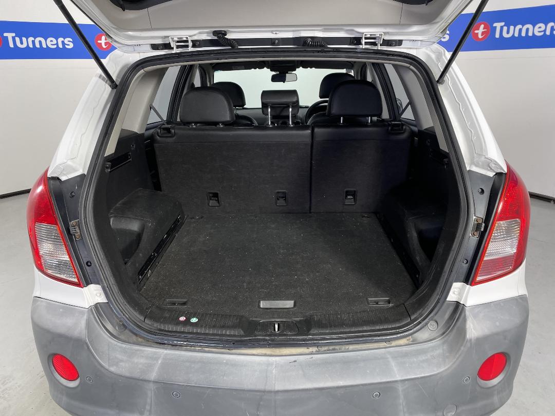 Photo '14' of Holden Captiva 5 Photo '14' of Holden Captiva 5