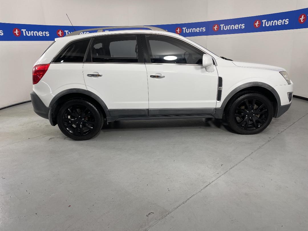 Photo '23' of Holden Captiva 5 Photo '23' of Holden Captiva 5