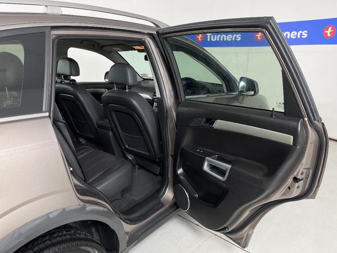 Photo '19' of Holden Captiva 5