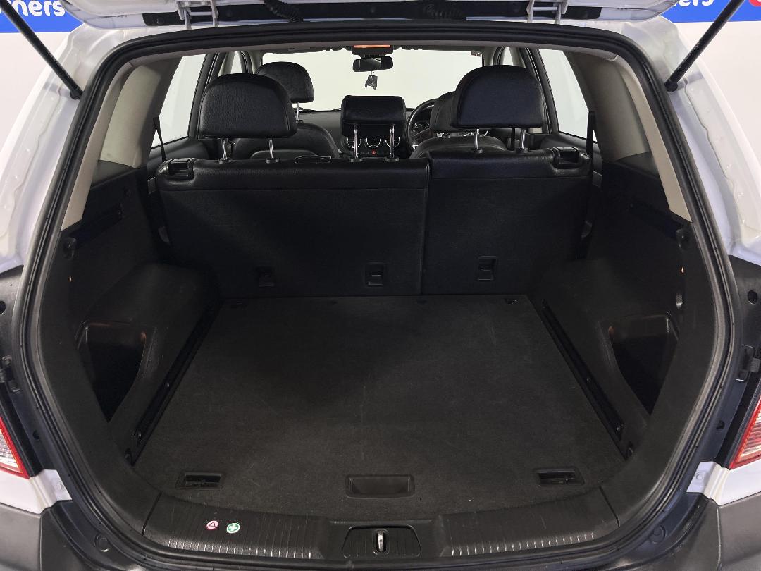 Photo '14' of Holden Captiva 5 Photo '14' of Holden Captiva 5