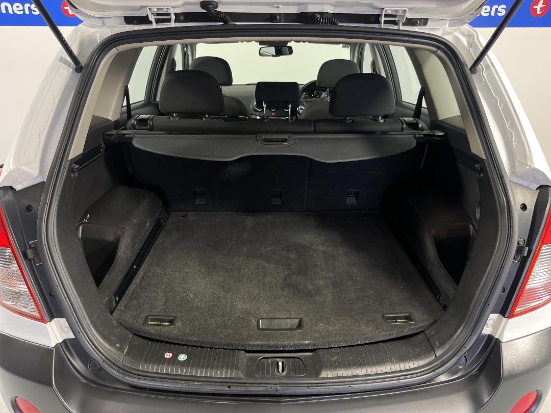 Photo '14' of Holden Captiva 5 Photo '14' of Holden Captiva 5