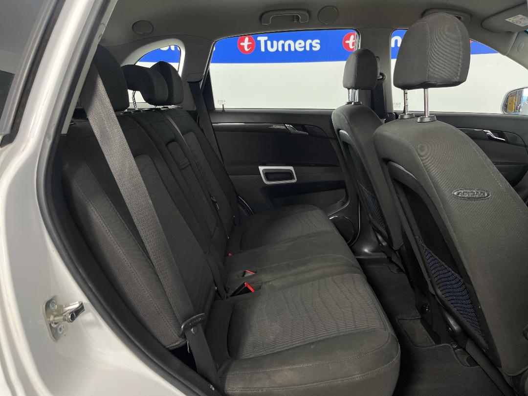 Photo '20' of Holden Captiva 5 Photo '20' of Holden Captiva 5