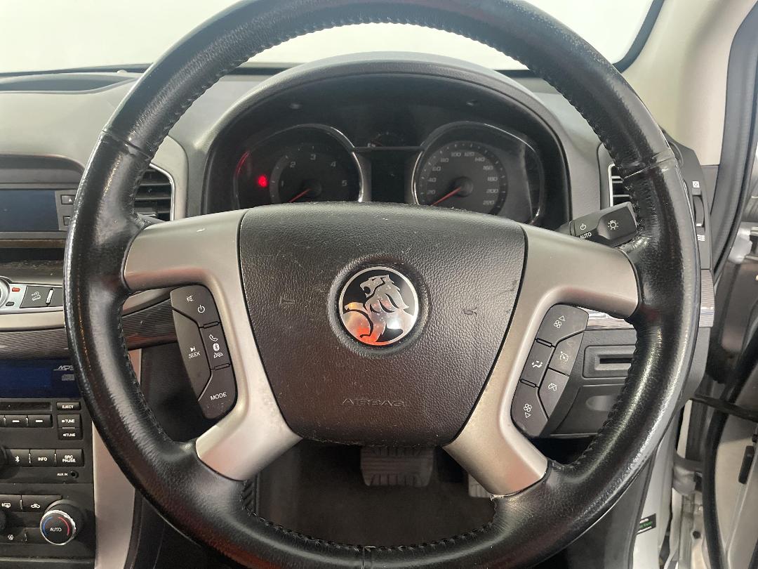 Photo '28' of Holden Captiva 7