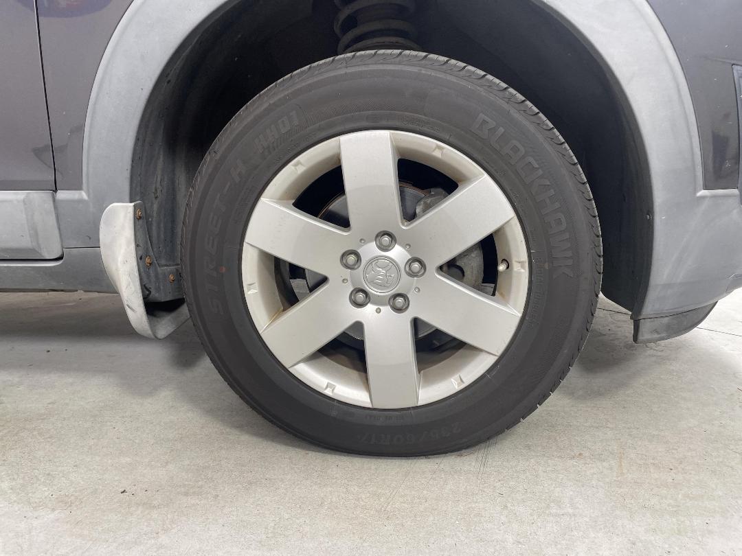 Photo '7' of Holden Captiva 7 LS Photo '7' of Holden Captiva 7 LS