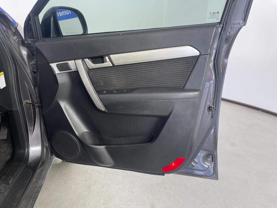 Photo '13' of Holden Captiva 7 LS Photo '13' of Holden Captiva 7 LS