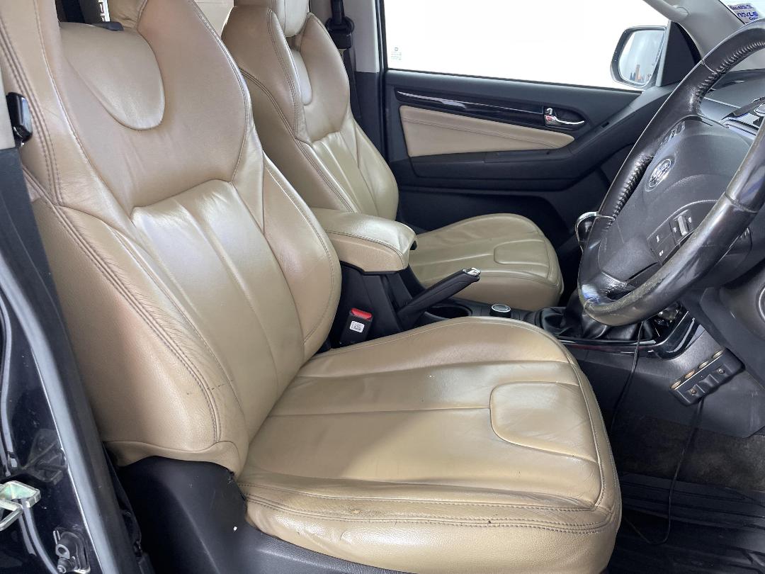 Photo '16' of Holden Colorado