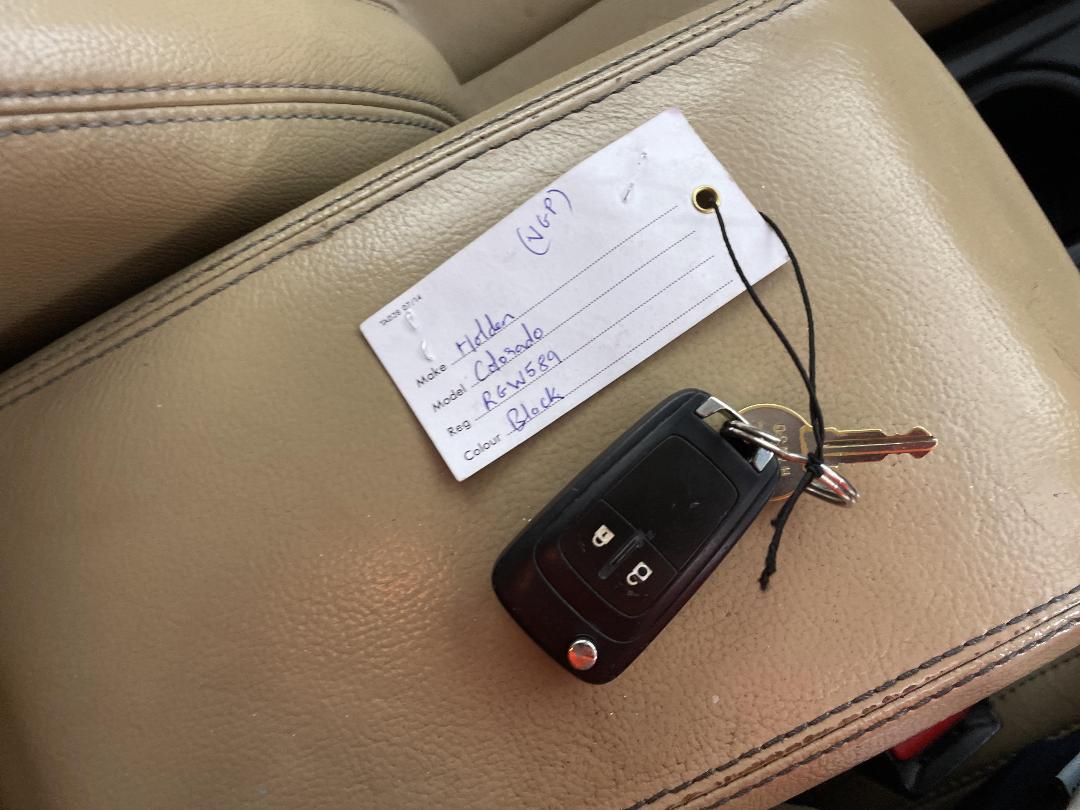 Photo '22' of Holden Colorado