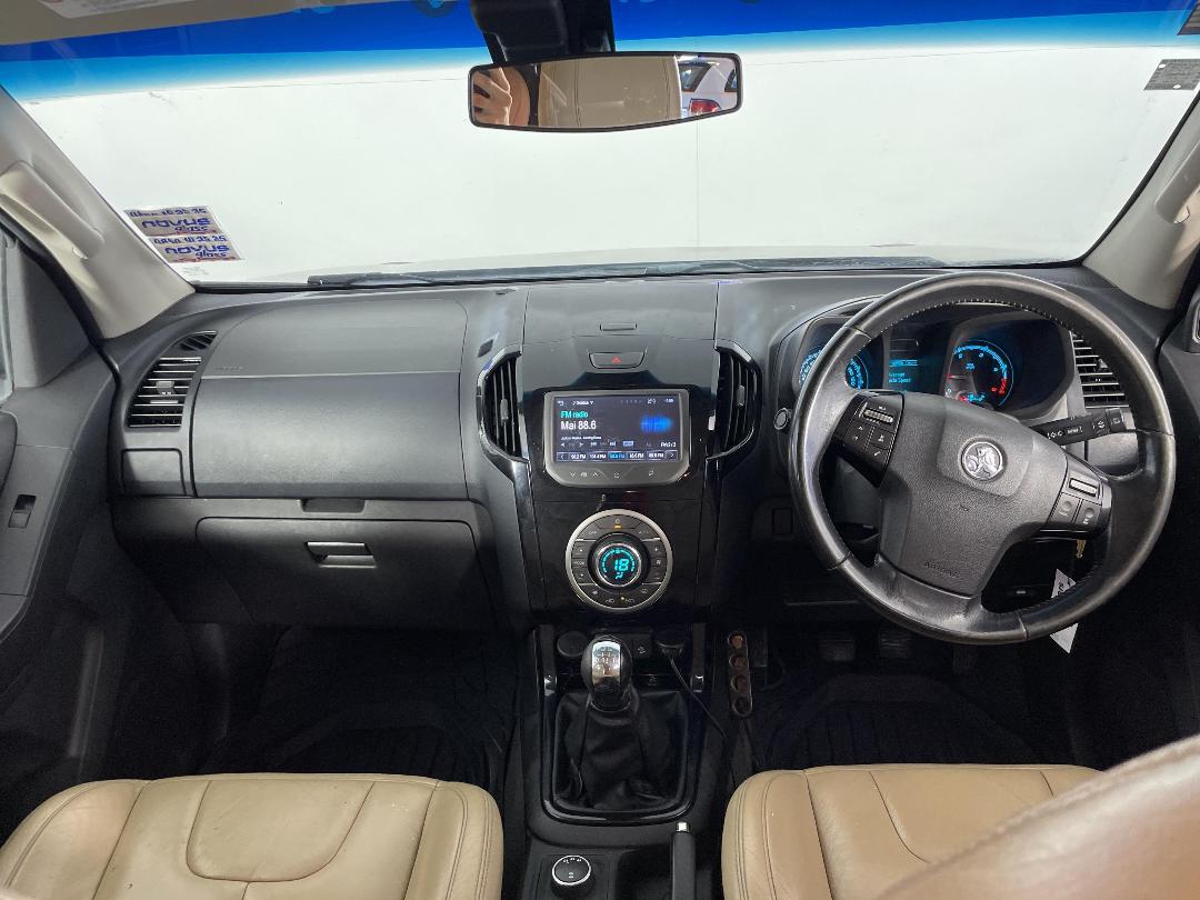 Photo '17' of Holden Colorado