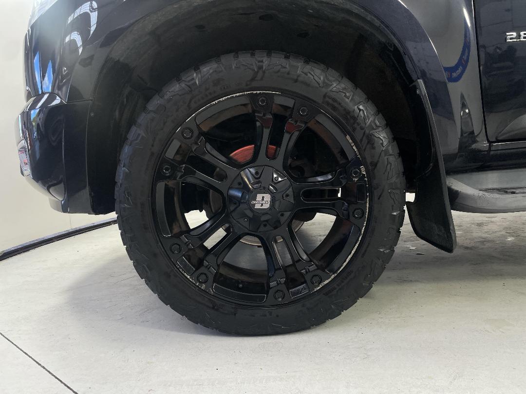 Photo '10' of Holden Colorado