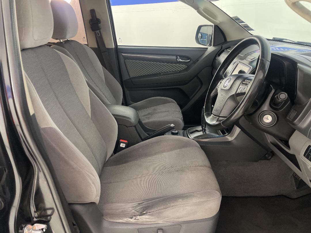 Photo '16' of Holden Colorado