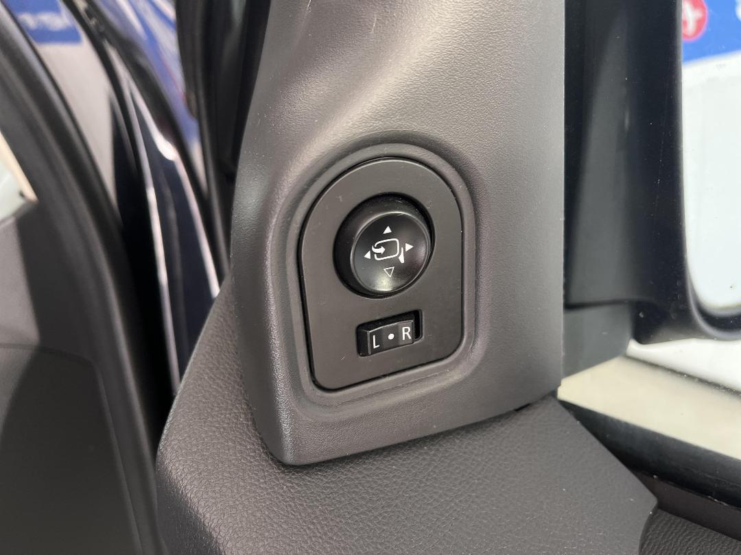 Photo '27' of Holden Colorado