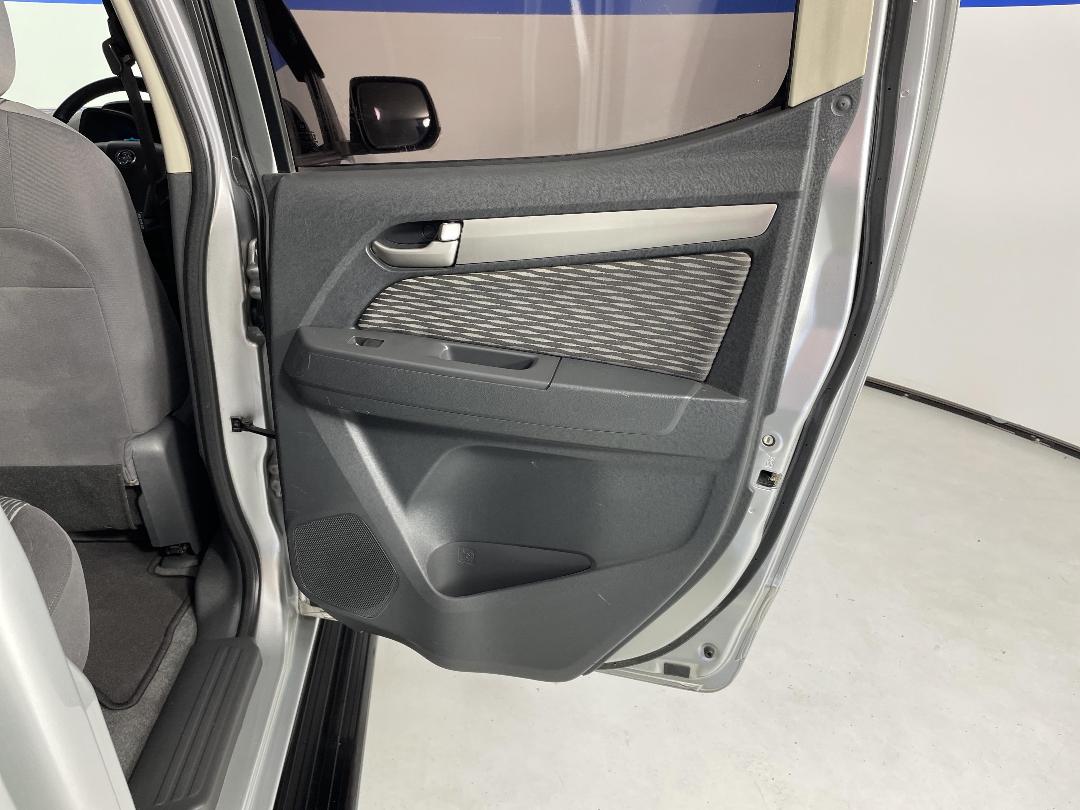 Photo '19' of Holden Colorado Photo '19' of Holden Colorado