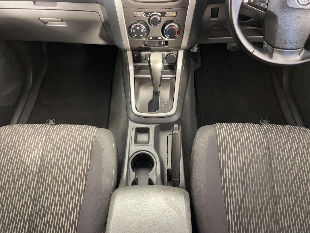 Photo '18' of Holden Colorado Photo '18' of Holden Colorado