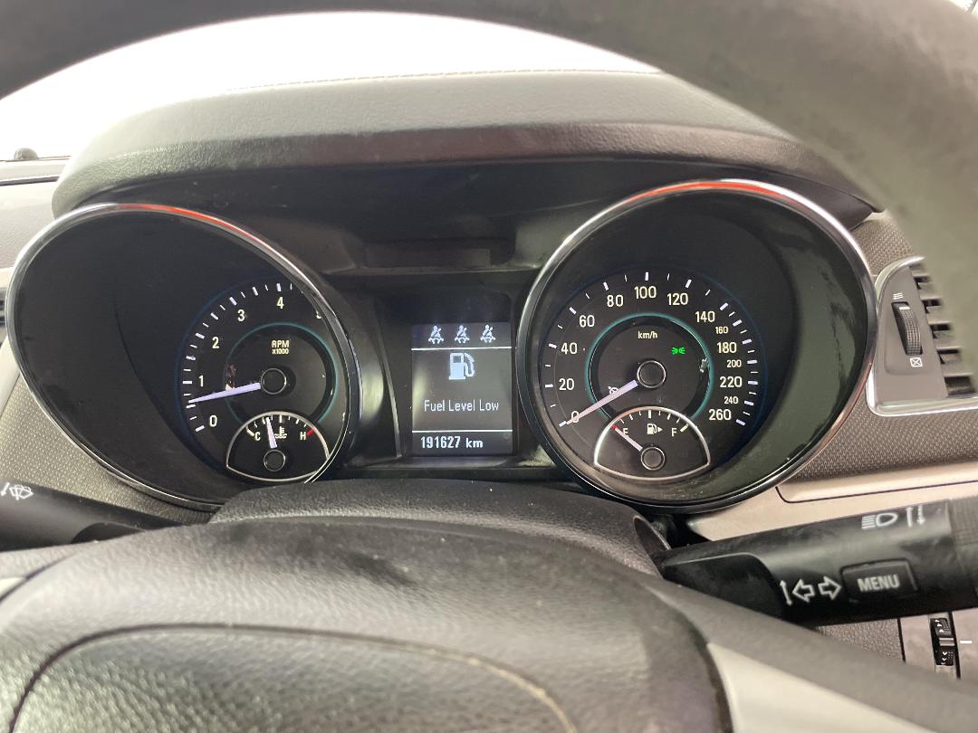 Photo '21' of Holden Commodore