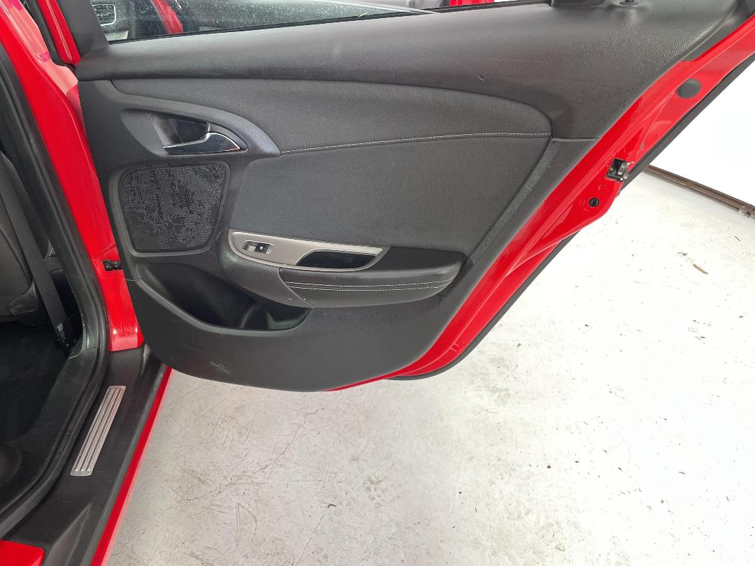 Photo '19' of Holden Commodore