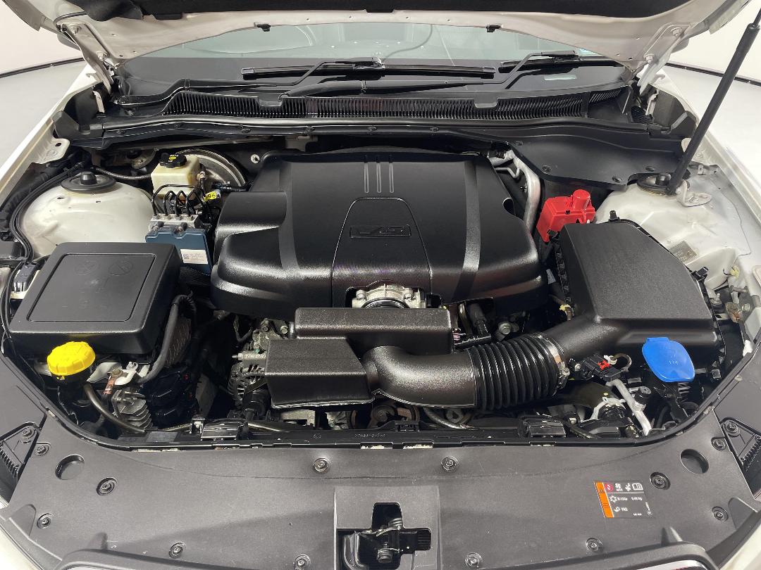 Photo '13' of Holden Commodore Photo '13' of Holden Commodore